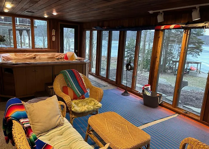 Lakefront Cabin Pvt Beach And Dock - Sunset Marina